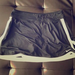 Nike tennis skort-size small